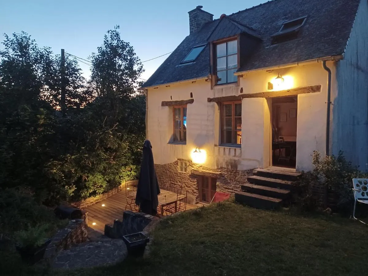 Cottage Breton Les Champs-Geraux 0*,  França